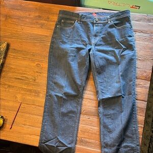 Mens LL Bean Commuter Jeans 36x32 size